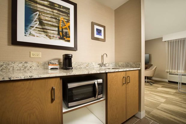 Images Hampton Inn & Suites Syracuse/Carrier Circle