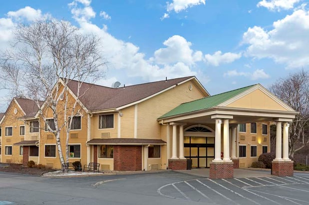 Images Best Western Plus The Inn at Sharon/Foxboro