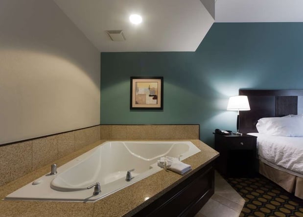 Images Hampton Inn North Brunswick/New Brunswick