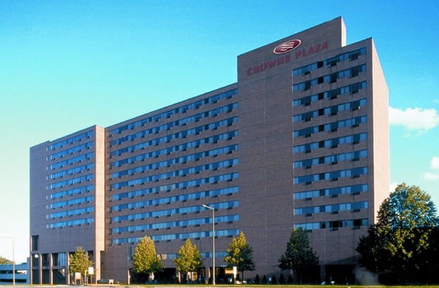 Images Crowne Plaza Suites Msp Airport - Mall of America by IHG