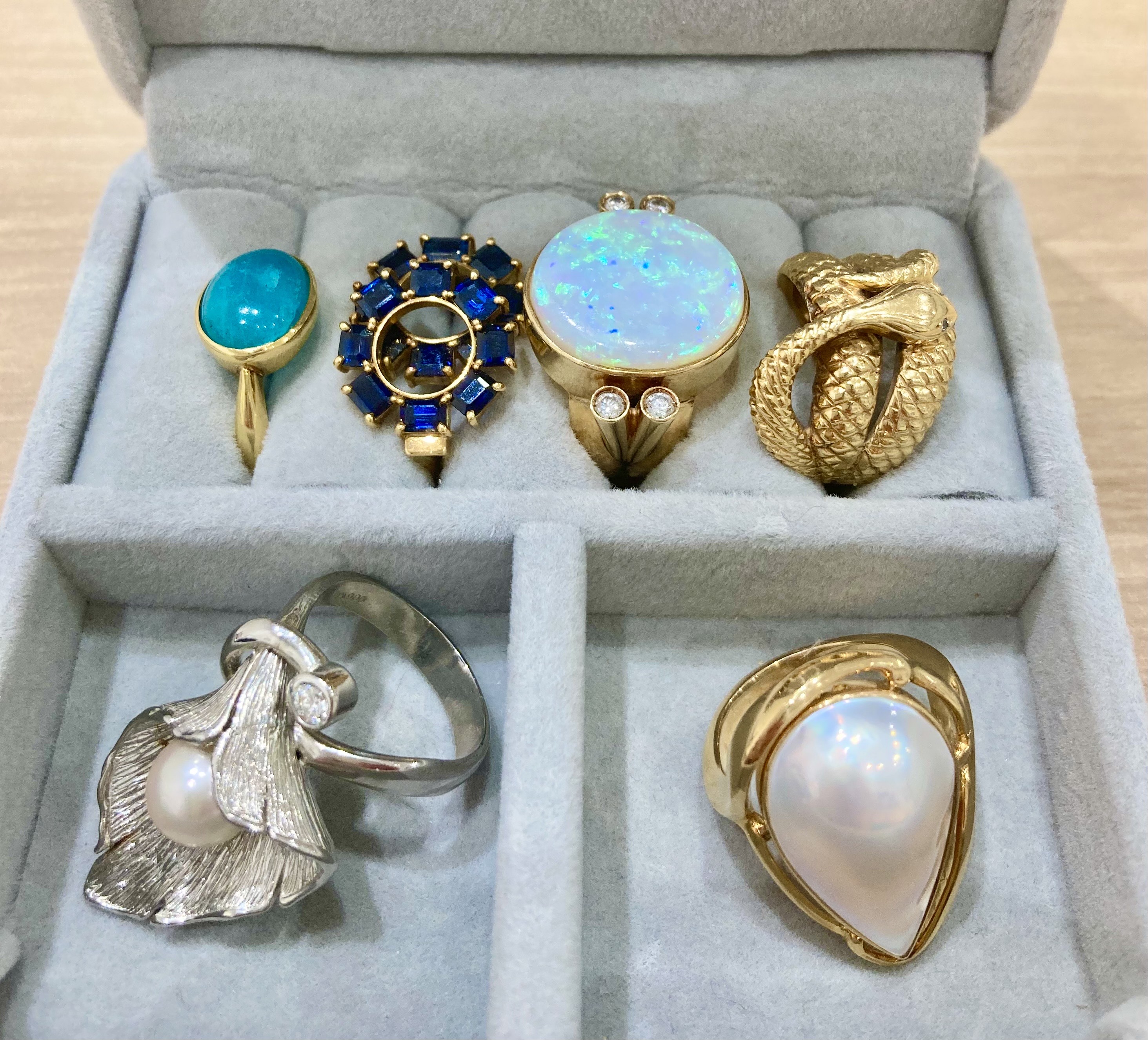 Images KOMEHYO（コメ兵）買取センターアミュプラザくまもと