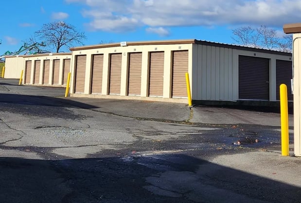 Images Storage Wise of New Baltimore II