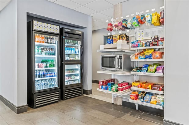 Images Spark by Hilton Mechanicsburg