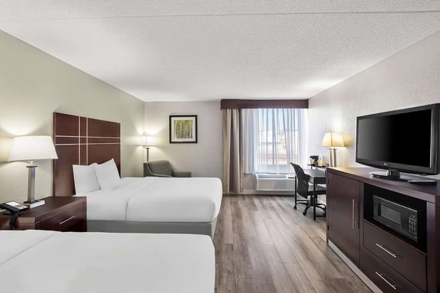 Images Best Western Luxbury Inn Fort Wayne