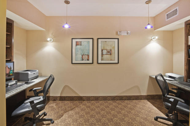 Images Staybridge Suites Plano - Richardson Area by IHG