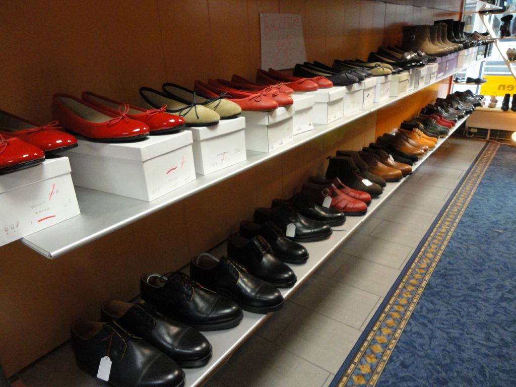 Schuh und Schlüsselservice Suriano, Zürichstrasse 2 in Adliswil