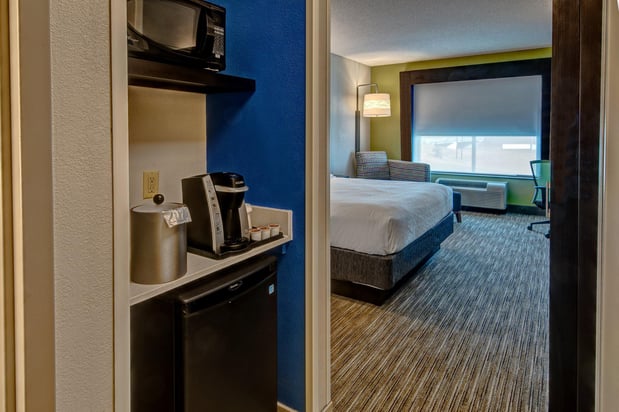 Images Holiday Inn Express & Suites Jackson Northeast by IHG