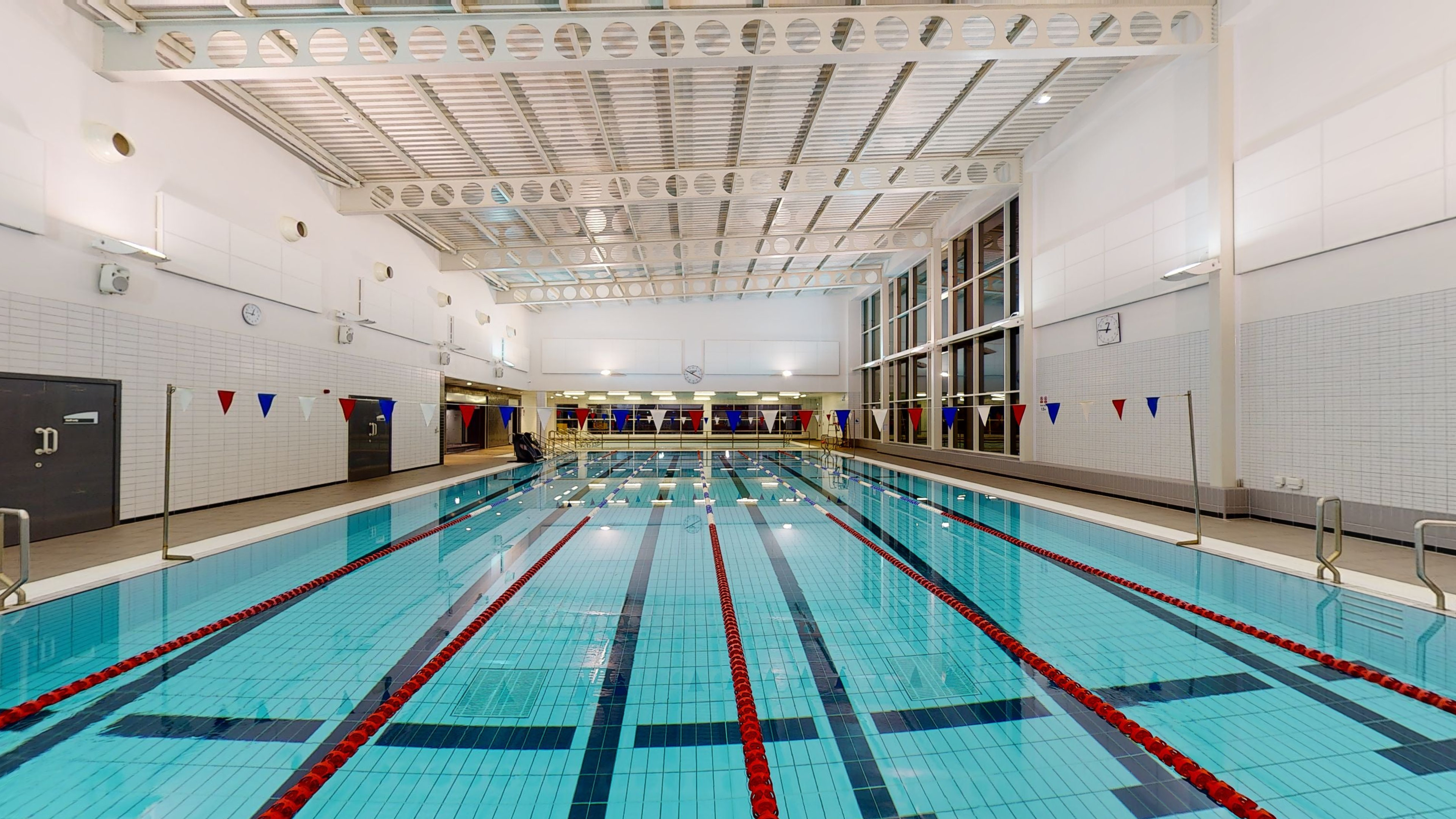 Swimming pool at Graves Health and Sports Centre Graves Health and Sports Centre Sheffield 01142 839900
