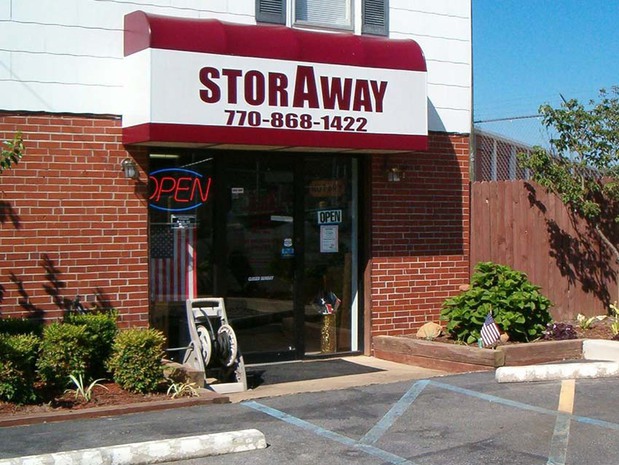 Images StorAway Mini Warehouses