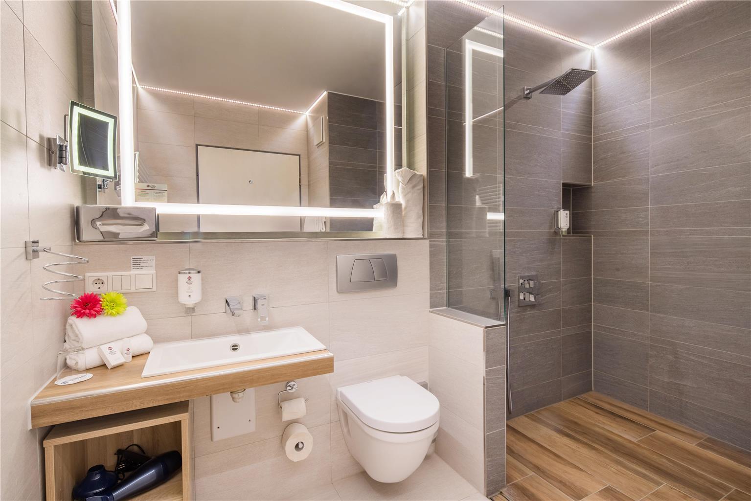 Best Western Plus Parkhotel Erding, Am Bahnhof 3 in Erding