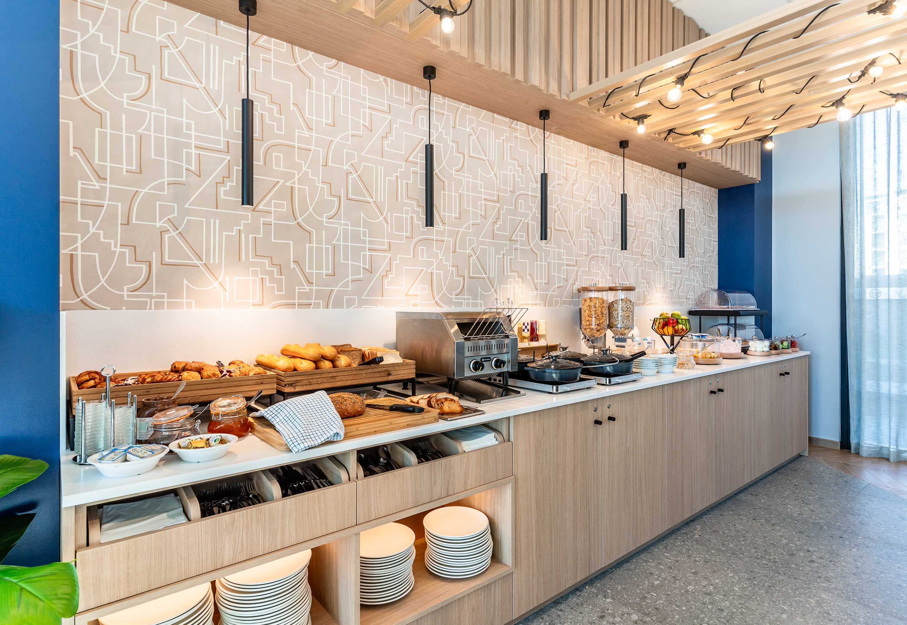 Images B&B HOTEL Luxembourg Centre Cloche d'Or