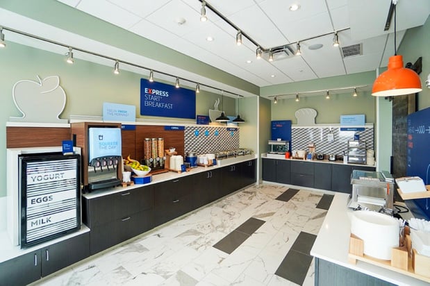 Images Holiday Inn Express & Suites Franklin - Berry Farms by IHG