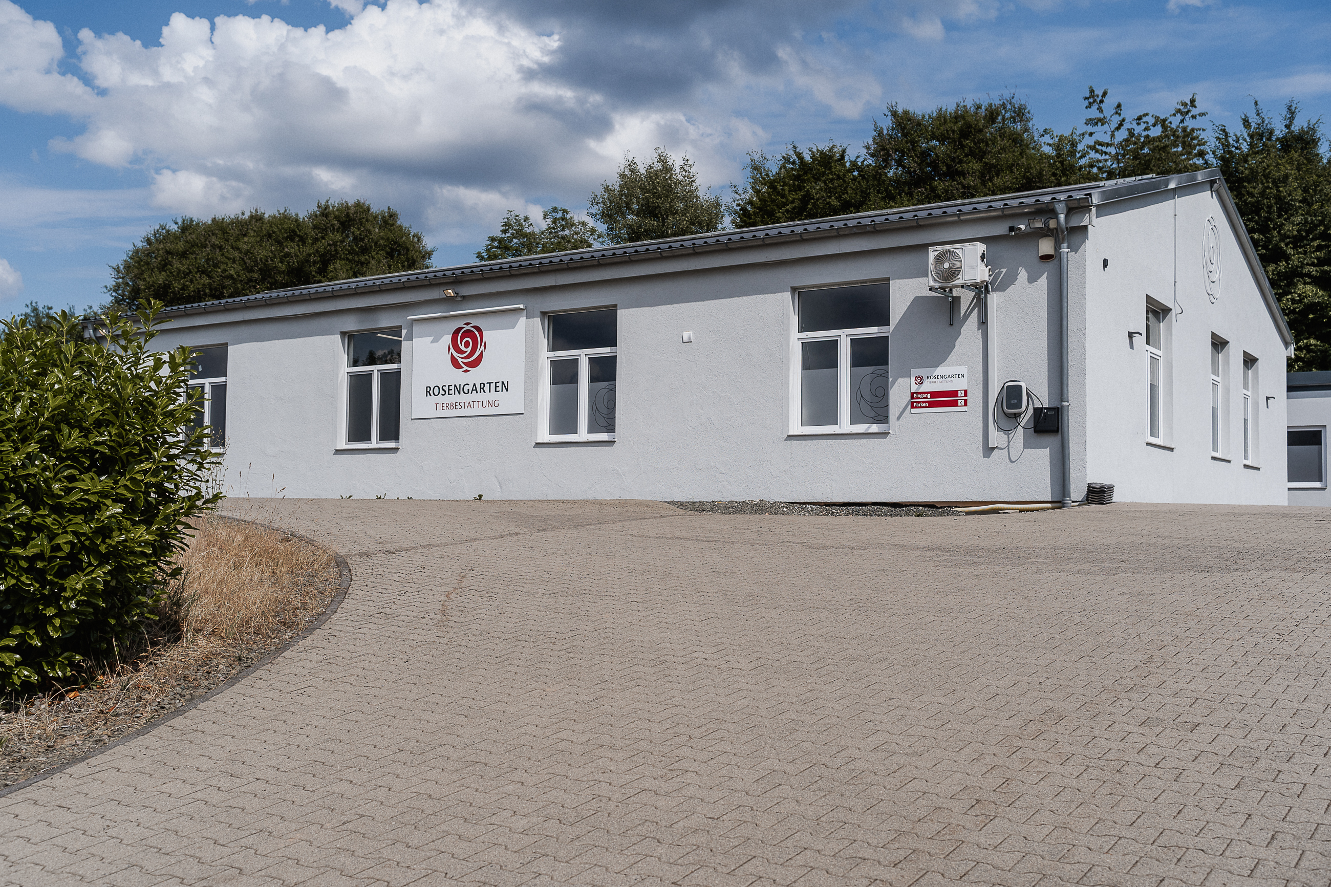 ROSENGARTEN-Tierbestattung Hunsrück, Im Sangenbruch 6 in Hermeskeil