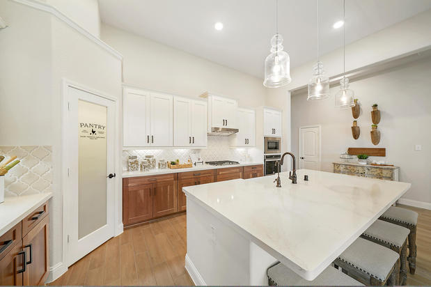 Images Beazer Homes Amira Heritage Collection