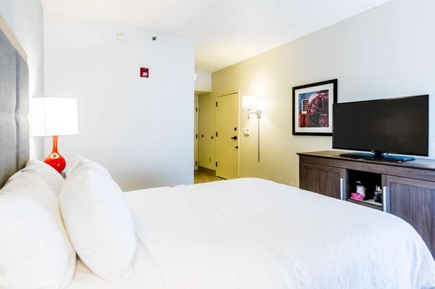 Images Hampton Inn St. Charles St. Peters