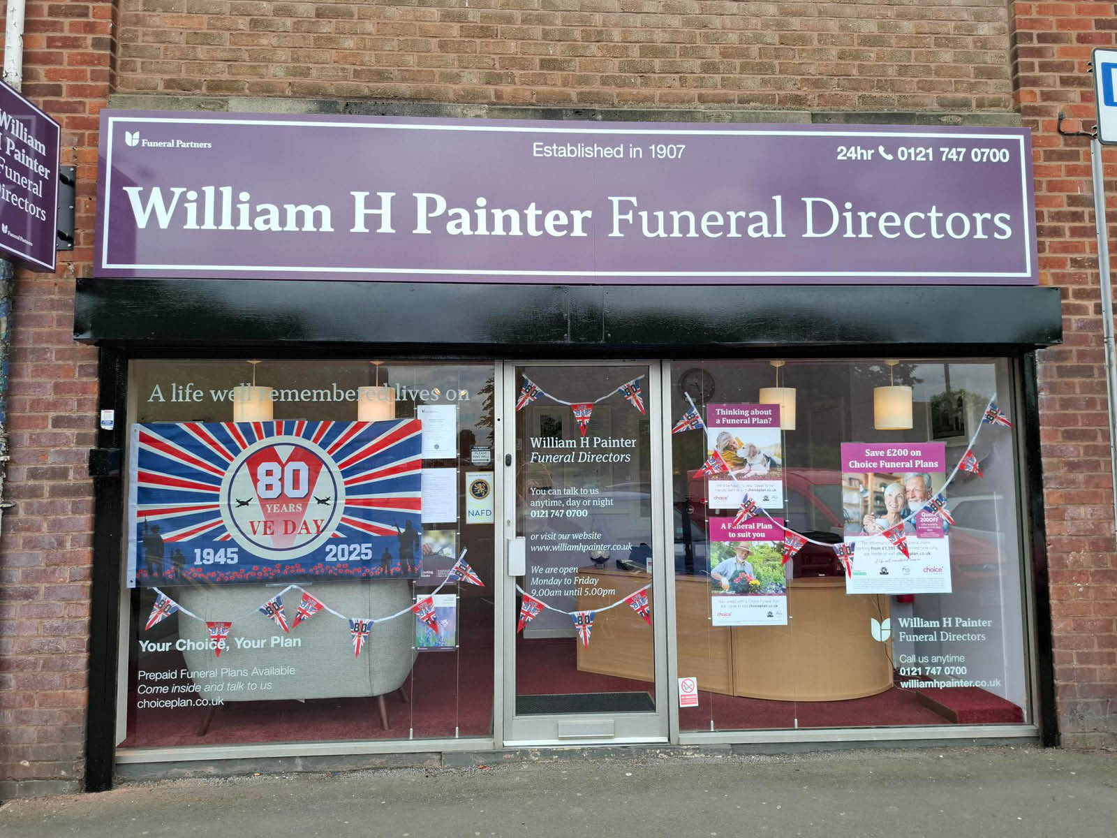Images William H Painter Funeral Directors
