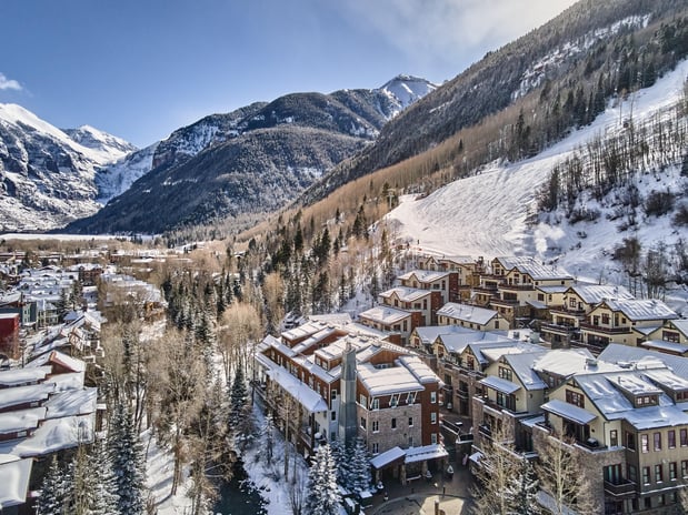 Images Auberge Collection