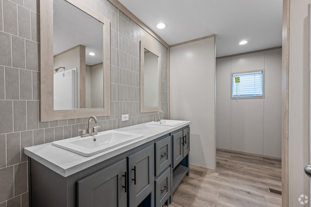 Images Bluewood Ranch