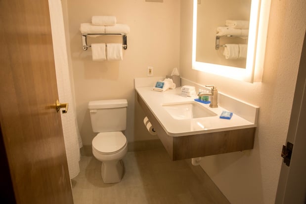 Images Holiday Inn Express Easton by IHG