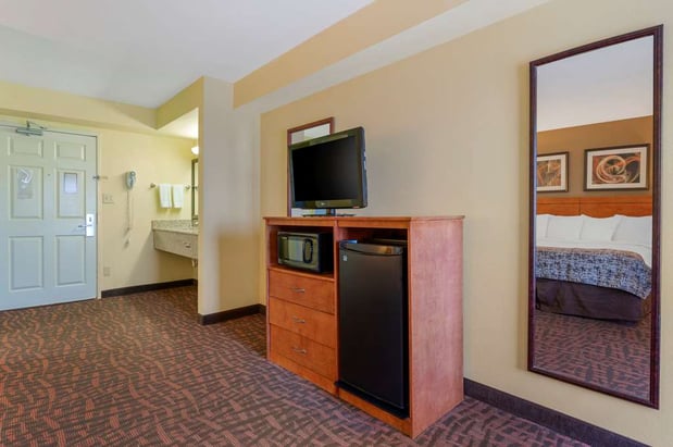 Images Best Western Louisville East Inn & Suites