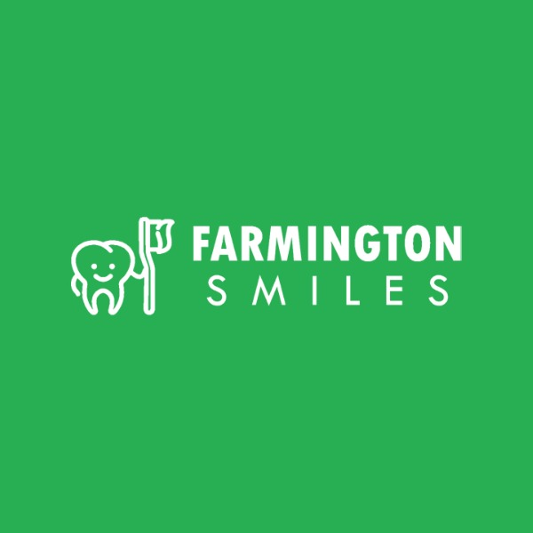 Farmington Smiles Logo