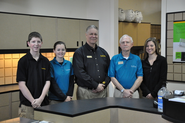 Images The UPS Store 3245