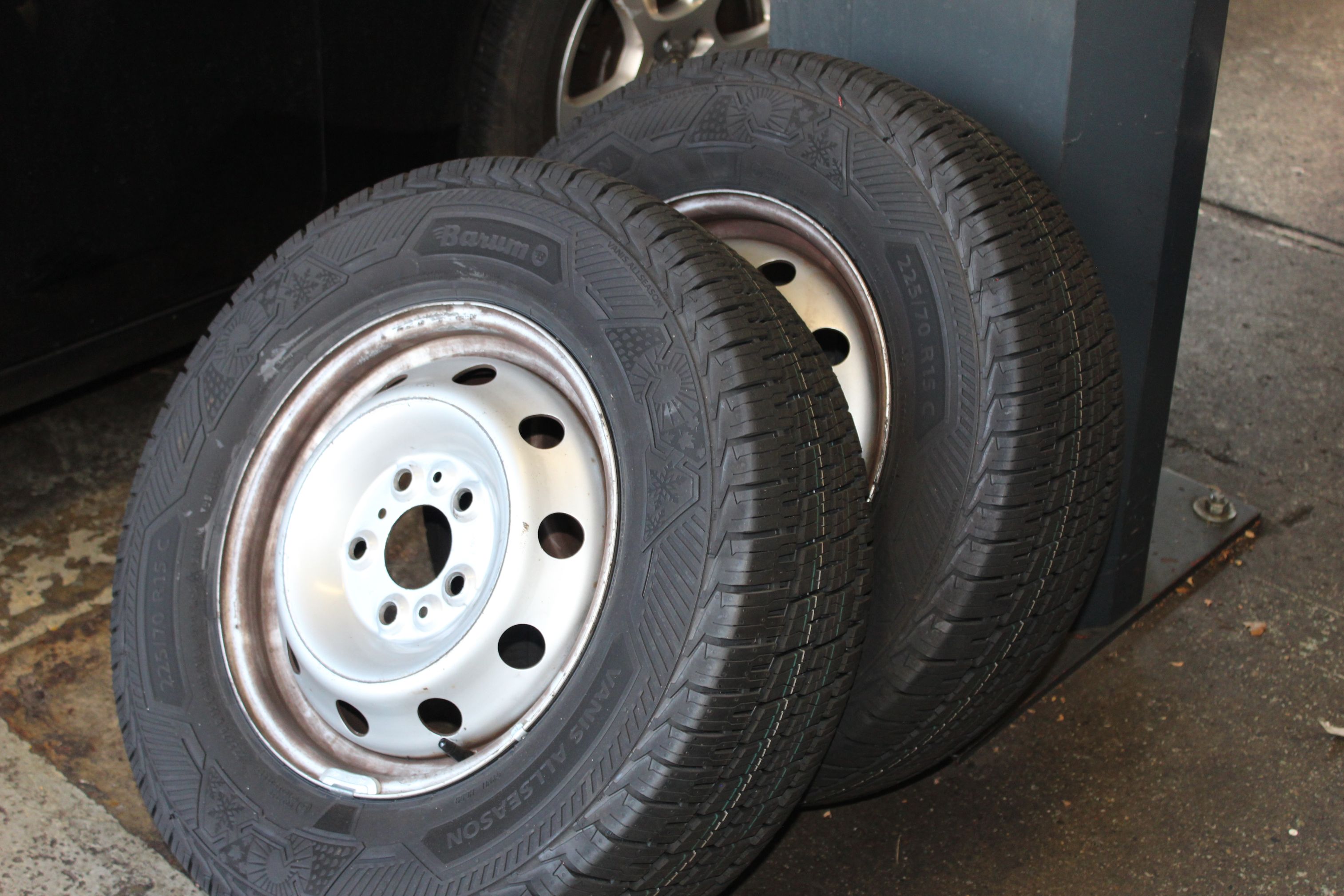 Bilder Alex Treme Auto Sàrl - Garage - Réparation voiture - Pneus