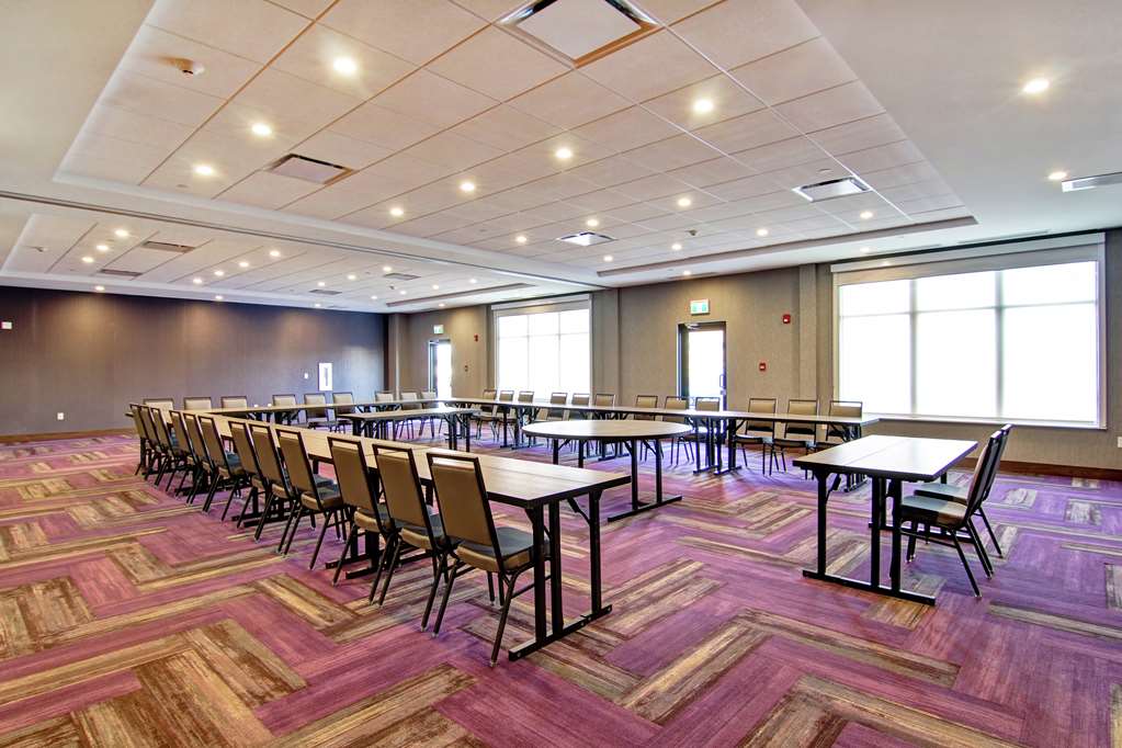 Meeting Room Home2 Suites by Hilton Edmonton South Edmonton (780)250-3000