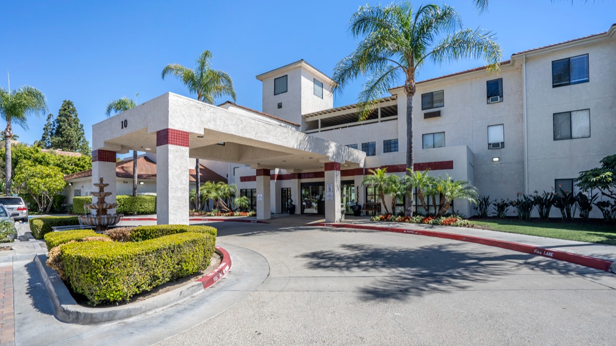 Brookdale Irvine Entrance