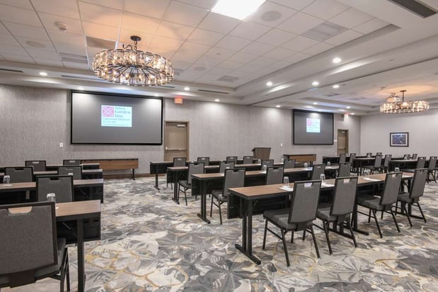 Images Hilton Garden Inn Cincinnati Midtown