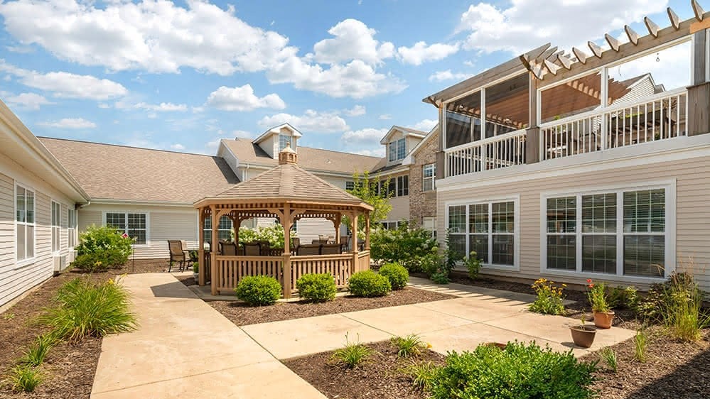 Brookdale Brookfield Assisted Living Patio