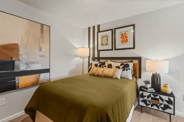 Images Essence at Elms Glen