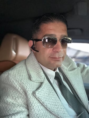 Images Level Up Limo - Chicago Luxury Limos and Chauffeur Service