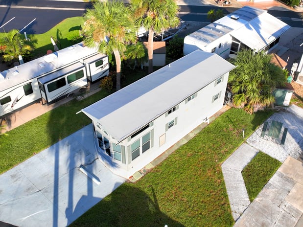 Images Advanced Roof Technology Inc.