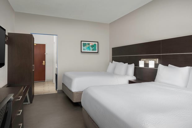 Images Holiday Inn Express Knoxville-Strawberry Plains by IHG