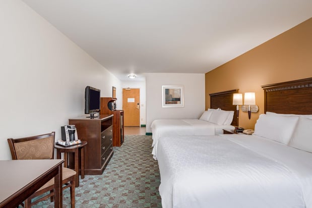 Images Holiday Inn Express & Suites Canton by IHG