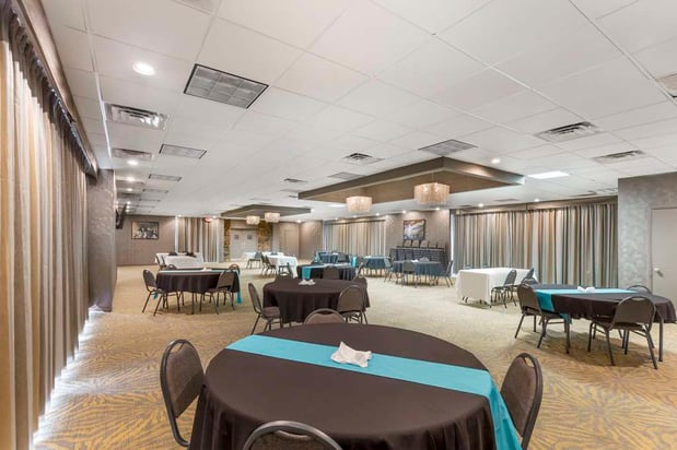 Images Best Western Plus Landing View Inn & Suites