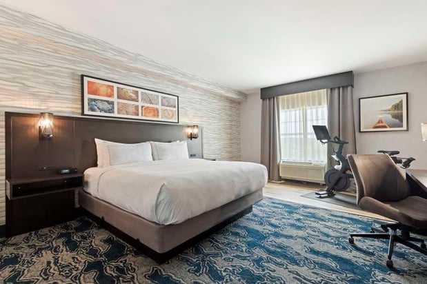 Images DoubleTree by Hilton Front Royal Blue Ridge Shadows