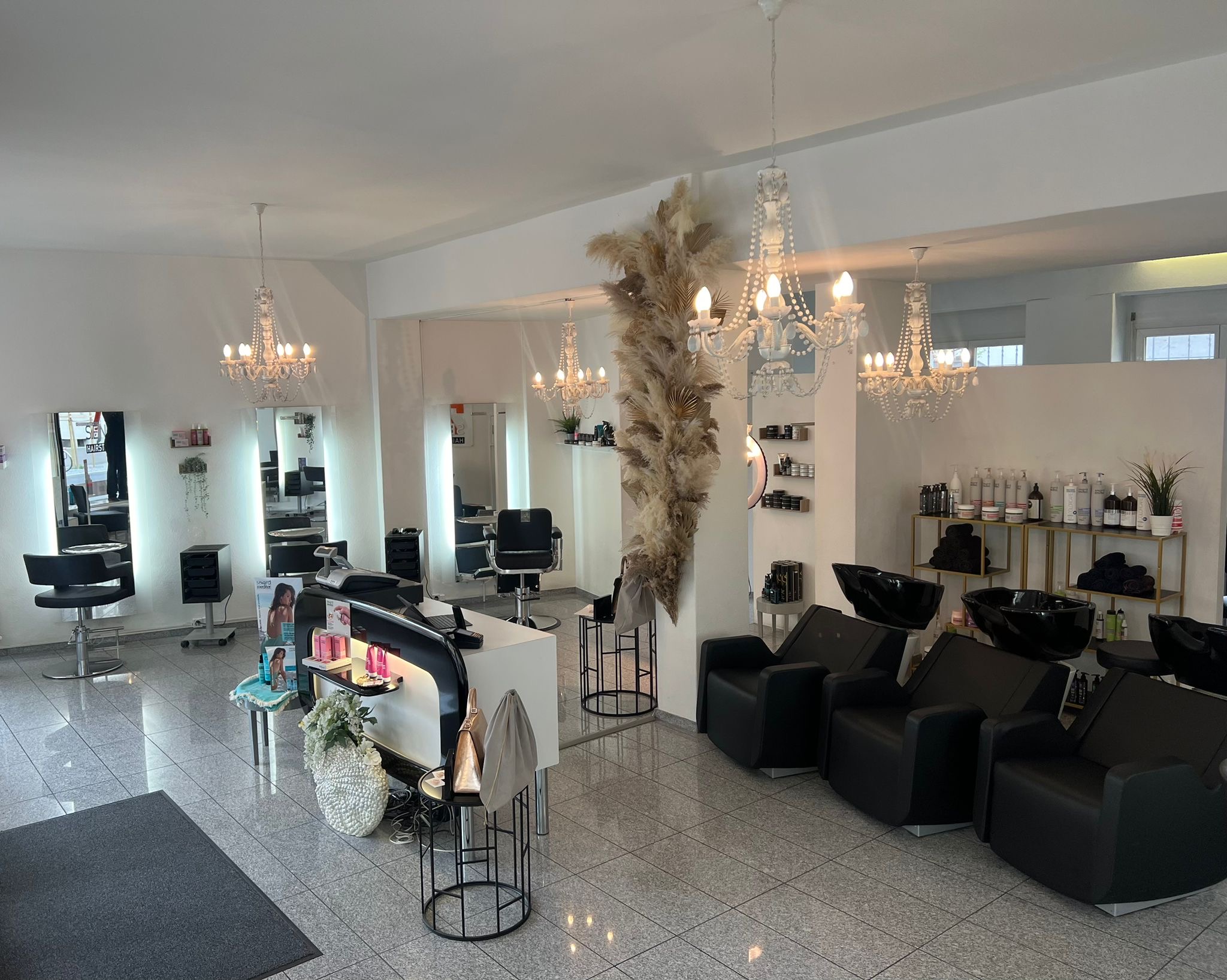Bilder 7th Sense Hairstyling