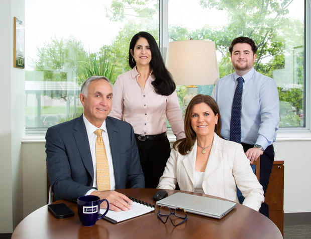 Images Begnaud Wealth Management Group of Janney Montgomery Scott