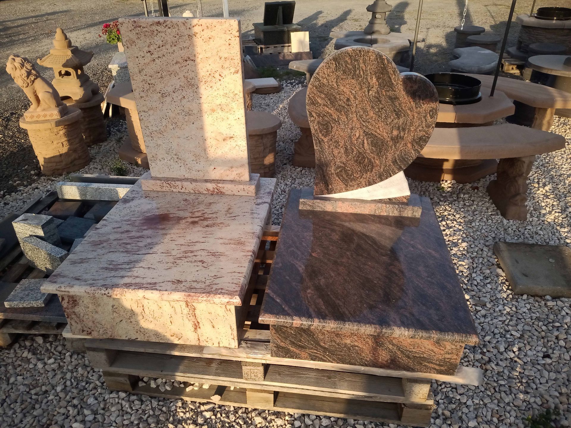 Images VARGA ZOLTÁN KŐFARAGÓ-MŰKŐKÉSZÍTŐ