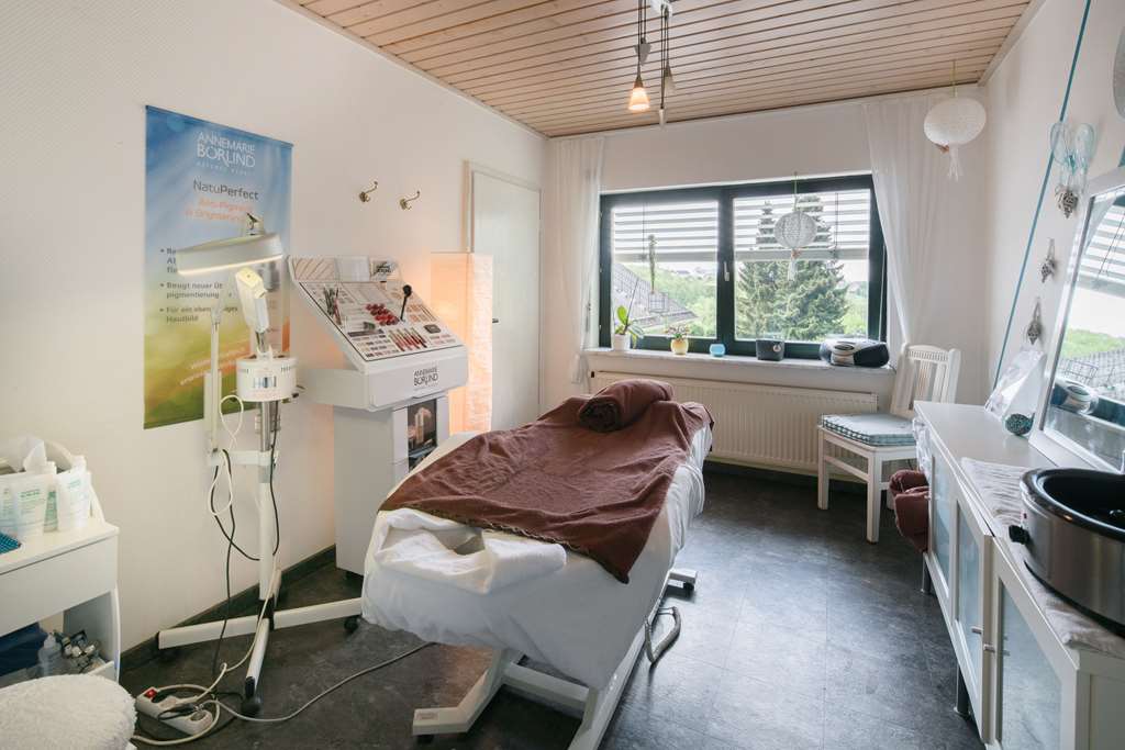 Sure Hotel by Best Western Rhoen Garden, Kohlstoecken 4 in Poppenhausen