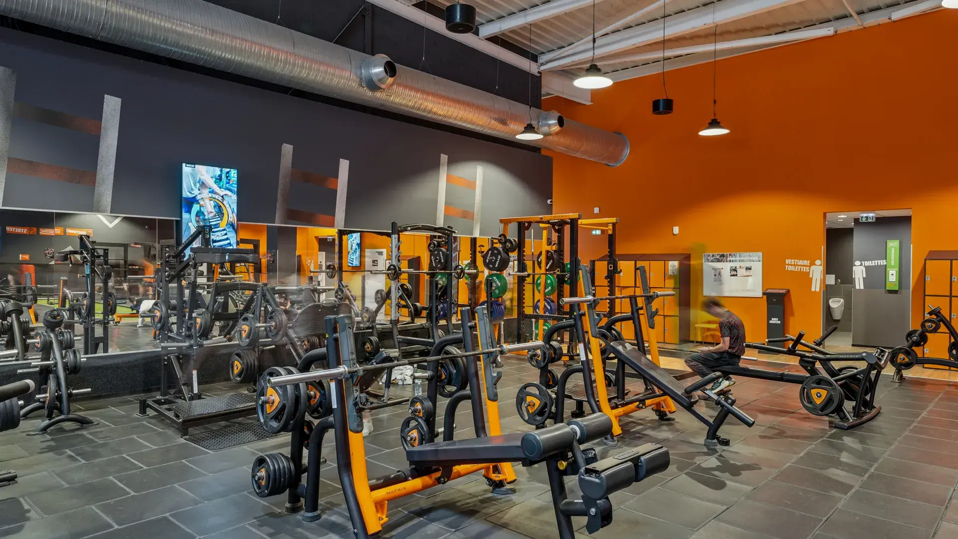 Images Basic-Fit 24/7