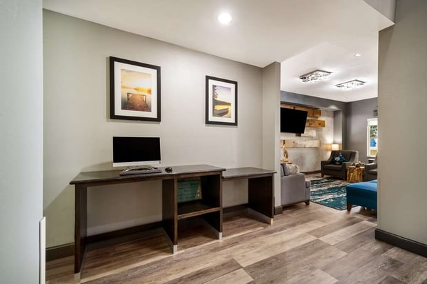 Images Best Western Plus Lake Dallas Inn & Suites