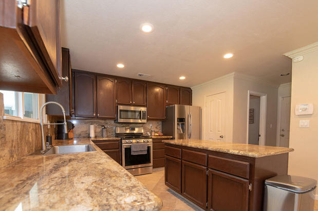 Images AnnMarie Barajas - REALTOR