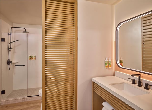 Images The Ambassador Hotel of Waikiki, Tapestry Collection by Hilton