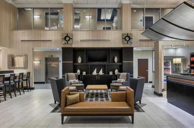 Images Holiday Inn Express & Suites Laurel by IHG