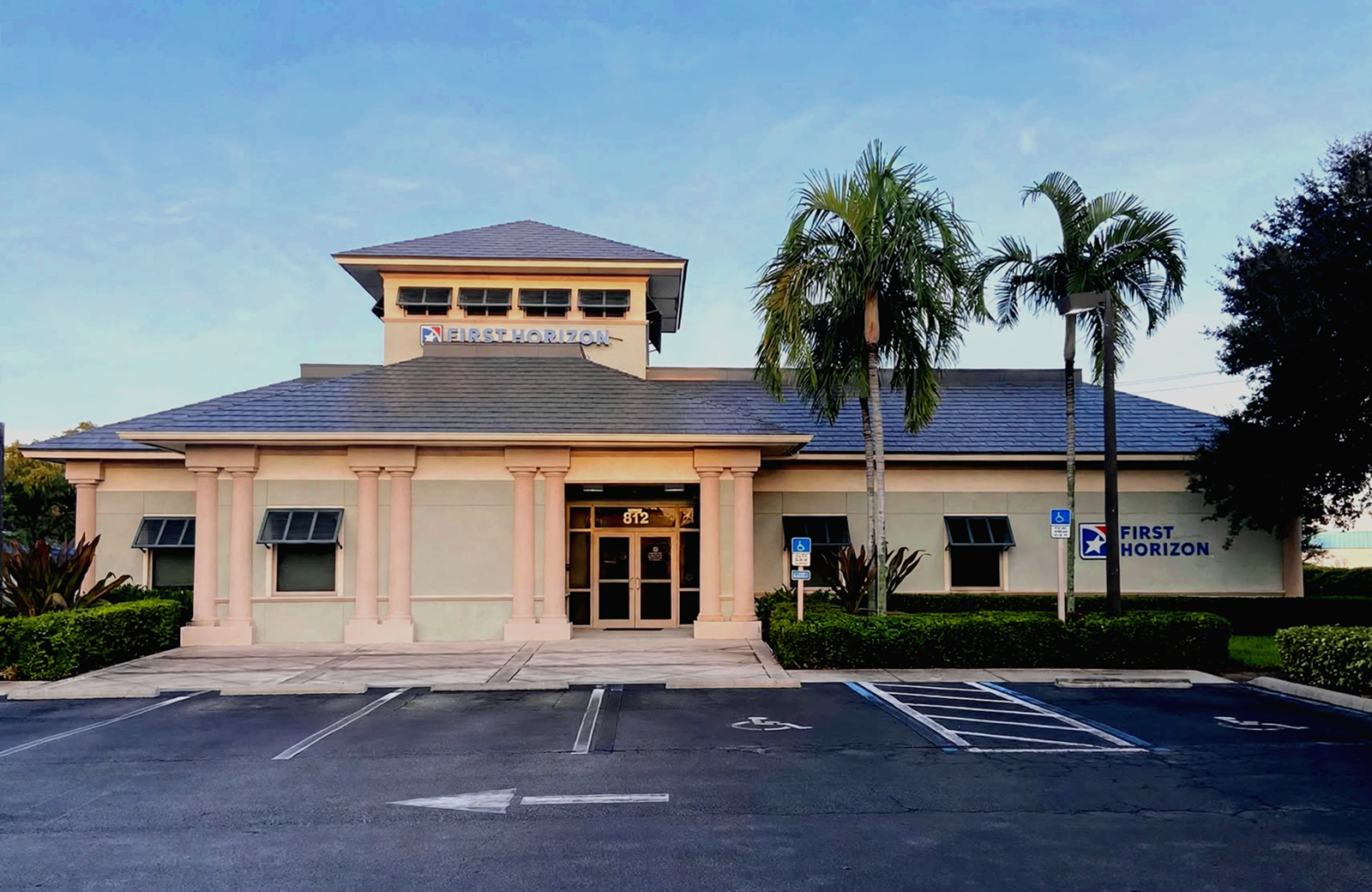 First Horizon Bank - Cape Coral, FL - Del Prado Blvd S
