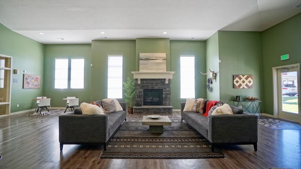 Images Oquirrh Hills Apartments