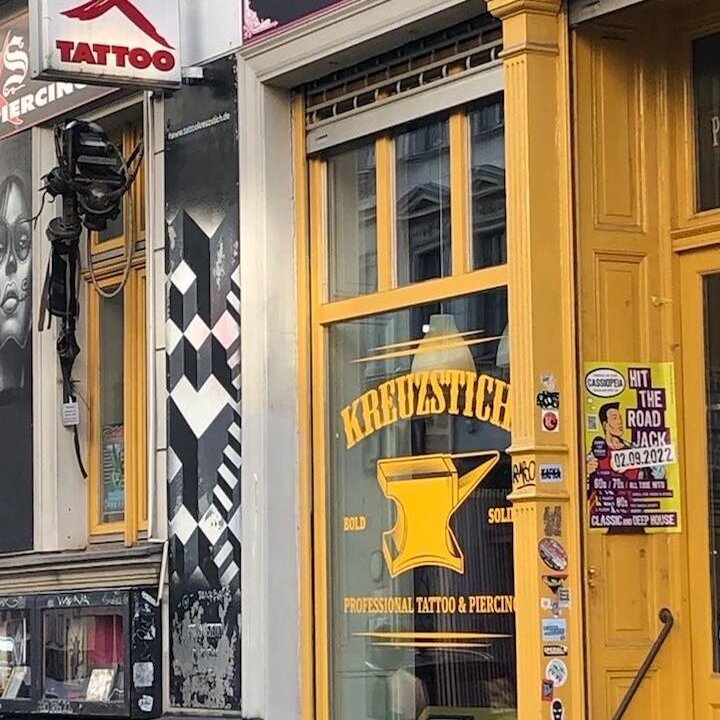 Bild 14 KreuzStich Tattoo & Piercing Berlin in Berlin